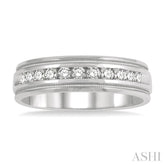 1/2 Ctw Parallel Milgrain & Niched Center Round Cut Diamond Men's Wedding Band in 14K White Gold